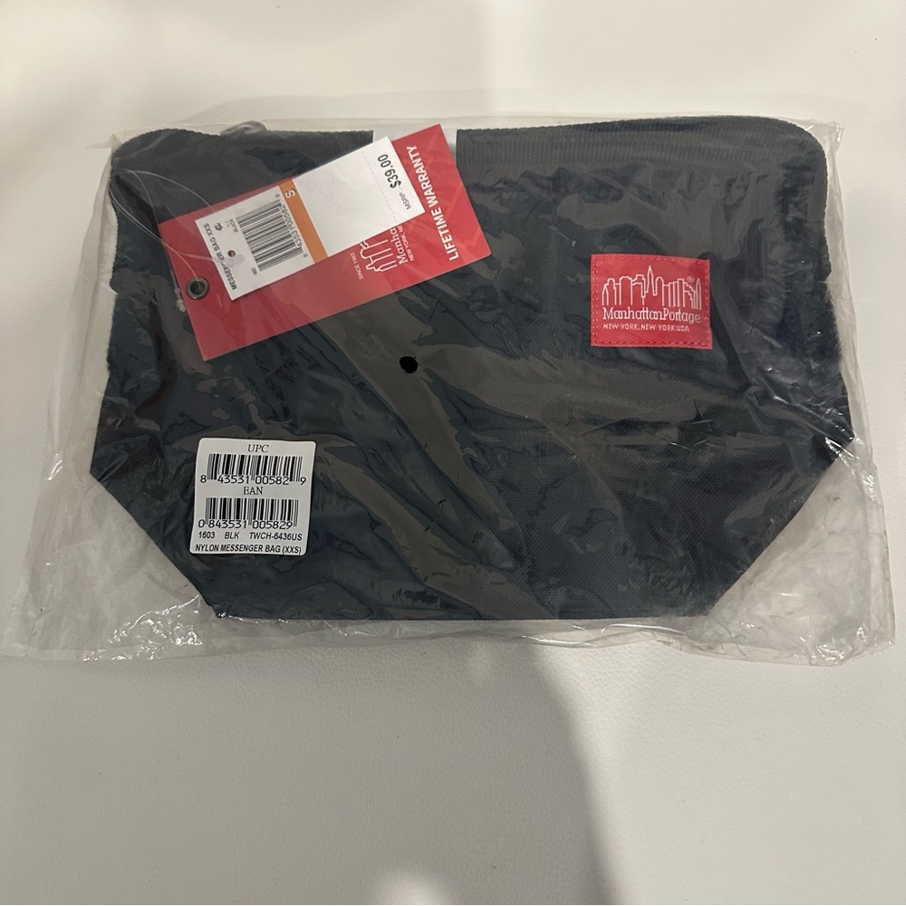 BRAND NEW! Manhattan Portage Messenger Bag Black - Picture 8 of 8
